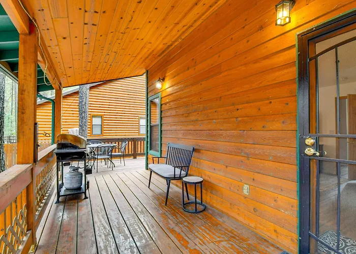 Holiday home Pet-friendly W/ Fire Pit In Pinetop!